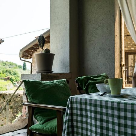 La Loggia - Vista Lago E Terrazza Gardone Riviera Exterior foto